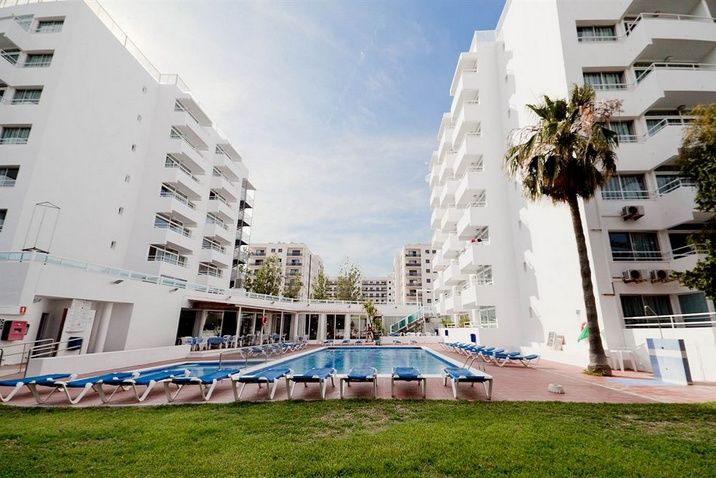 Hotel apartamentowy Vibra Tivoli 3*